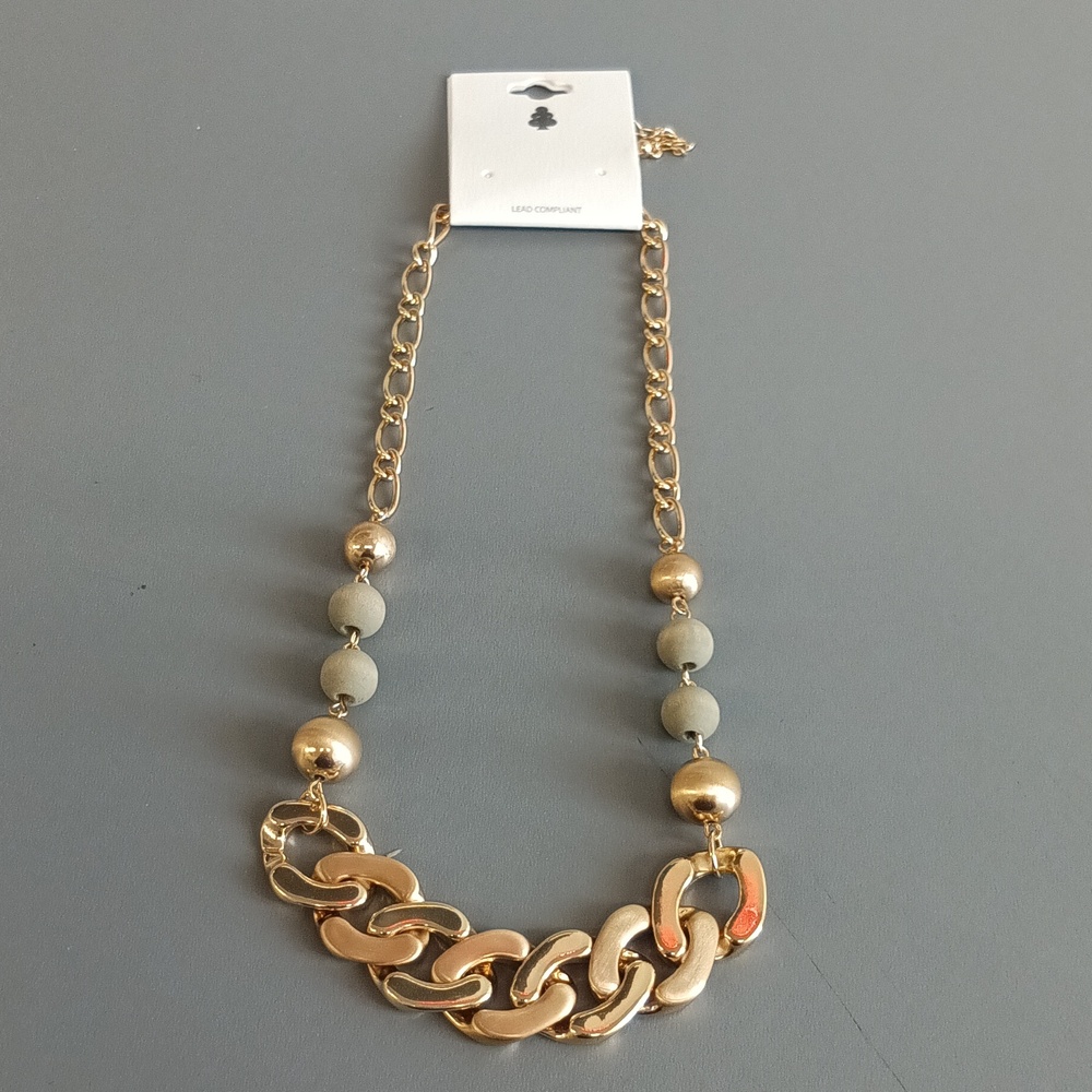 Costume Jewelry Gold Tone Chunky Chain Necklace